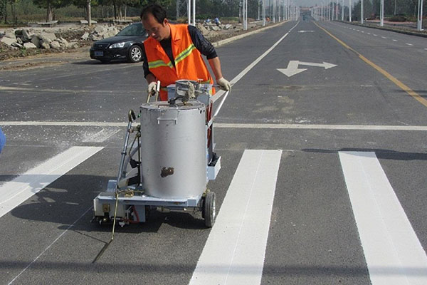 交通設(shè)施工程